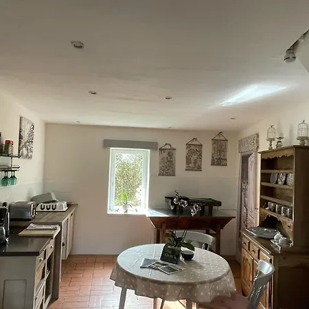 6-bed Sleeps 13 Pool & Pet Friendly 別荘 *