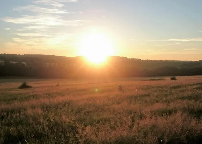 6-bed Sleeps 13 Pool & Pet Friendly * Saint-Sauveur-de-Carrouges