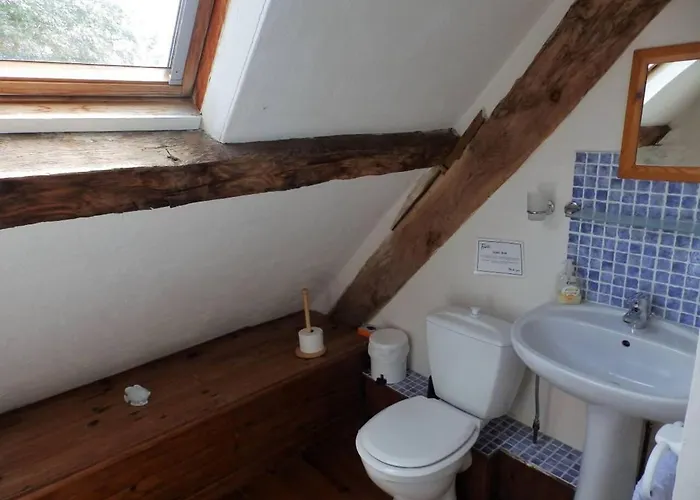 6-bed Sleeps 13 Pool & Pet Friendly * Saint-Sauveur-de-Carrouges